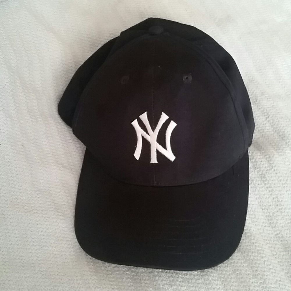 New York Yankees baseball hat